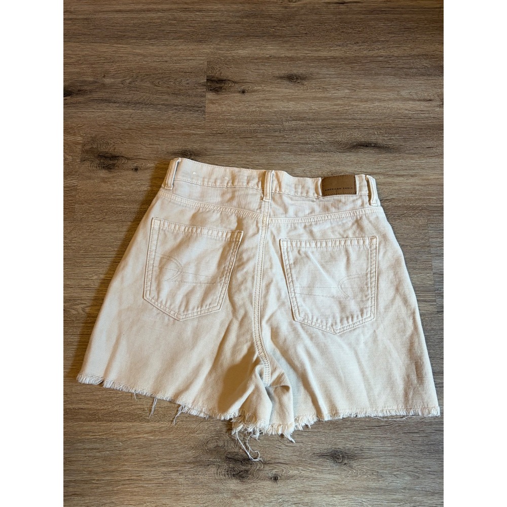 American Eagle Women 2 Beige Distressed High Waisted Denim Shorts Raw Hem Cotton - Picture 6 of 7